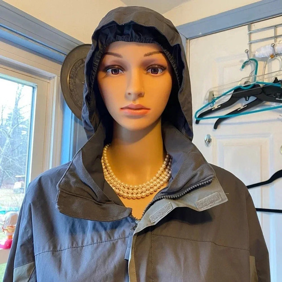 L.L. Unisex Adult Waterproof Hoodie Jacket Windbreaker Size XL18 Pocket - Picture 5 of 11